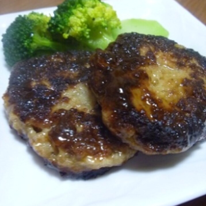 シャキシャキがおいしい レンコンハンバーグ